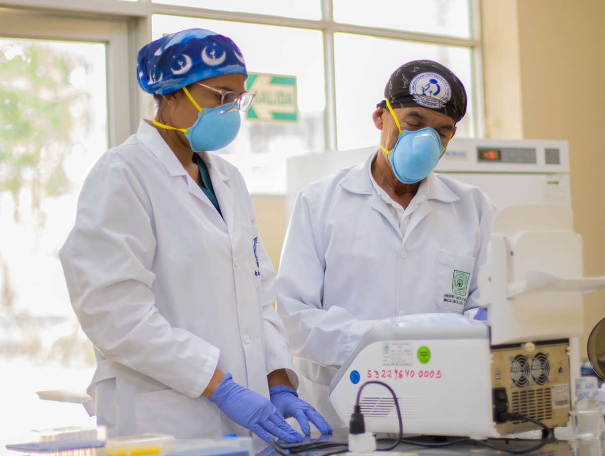 notaunsm-concurso-tesis-29-10-2025